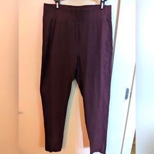Maroon leggings